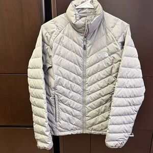 The North Face Light Gray Quilted Jacket 550